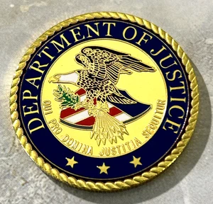 DOJ Challenge Coin United States DEPARTMENT OF JUSTICE-Brand New-Fast Shipping! - Picture 1 of 4