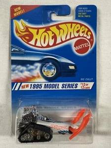 Hot Wheels #352 1995 New Model Series Big Chill white Snow Mobile w/SHREDDER tam - Bild 1 von 4
