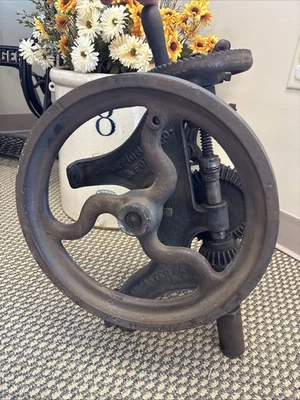 Antiguo soplador Champion y forja manivela poste taladro prensa herrero Lancaster Foto 1 de 4