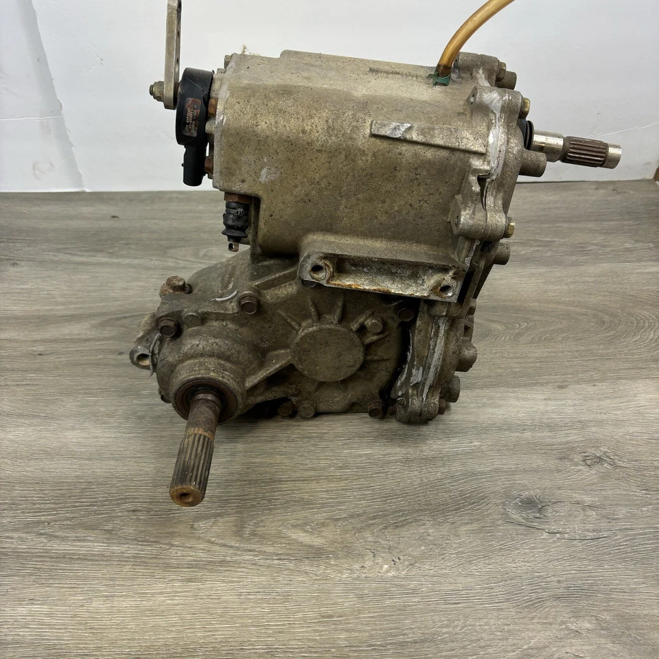 2004 Polaris Sportsman 600 Twin Transmission 3234128 - Image 1 of 4