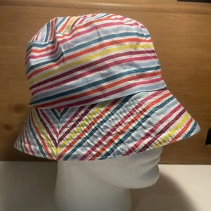 Greenbrier Cappello Donna a Secchiello a Righe Arcobaleno - Protezione Solare - Foto 1 di 9
