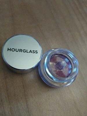 Sombra de ojos "fundida" brillo claro disperso reloj de arena 0,07 oz nueva sin caja auténtica  Foto 1 de 4