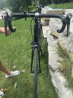 2016/17 Trek Emonda SL 6-Shimano Ultegra Carbon Frame 500 - Image 1 of 4