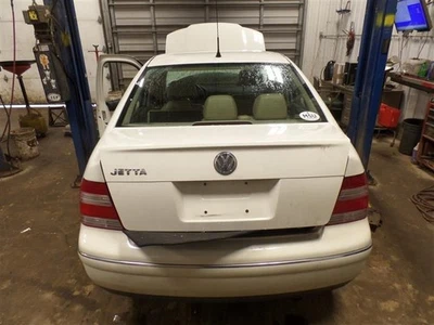 Corner/Park Light Side Marker Sedan City Canada Only Fits 01-11 JETTA 9801386 - Image 1 of 4