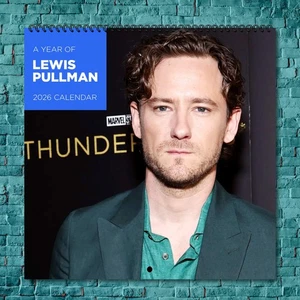 Calendario de Pared Lewis Pullman 2026, Calendario 12 Meses Regalo Fan - Imagen 1 de 4