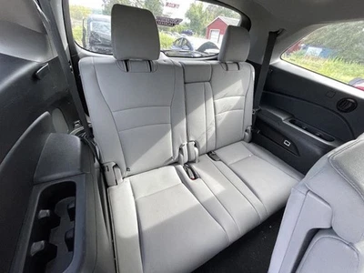 Honda Pilot 2016-2018 tercer asiento trasero sin procesar gris TC:-B-B 3,5 L AWD 144 K 58108 Foto 1 de 4