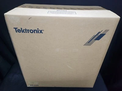 Tektronix MDO34 : 3-BW-1000 (1GHz) + 3-SA1 (5555) - Image 1 of 4