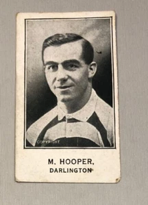 BARRATT CRICKETERS FOOTBALLERS FOOTBALL TEAMS HOOPER DARLINGTON TRADE CARD 1925 - Picture 1 of 2