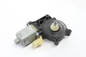 2015 - 2020 CHEVY/GMC SUBURBAN 1500 SERIES Power Window Motor 22921499 - Picture 1 of 8