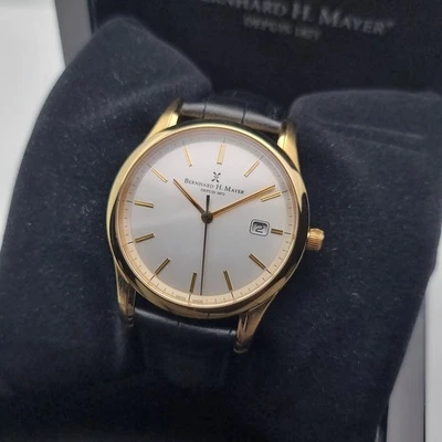 Reloj para hombre NOS Bernhard H. Mayer B2402 Ouranos chapado en oro cristal de zafiro Foto 1 de 4