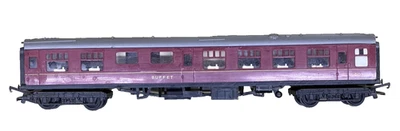 VINTAGE TRI-ANG OO COACH B.R MK1 BUFFET CAR IN BR MAROON - ROAD # 1825-$6 SHIP - Image 1 of 4