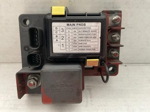 Panel de fusibles Freightliner Cascadia 2015 Littleton A0675148012 (628-10485). G34 - Imagen 1 de 10