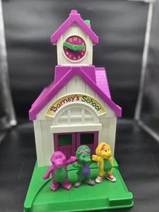 VTG 1993 The Lyons Group Barney Schoolhouse Playset & 1996 Characters - Picture 1 of 14