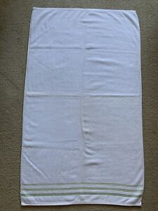DKNY large Bath Towel Cotton White/ 3 Green Stripes 51” x 30”