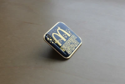 McDonald's Enamel Metal Pin - Vintage Late 1990's Super Star Blue and Gold 0.75" - Image 1 of 3