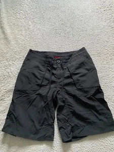 The North Face Women Nylon Drawstring Shorts Black Size 8 Long (30 x 10) - Picture 1 of 12