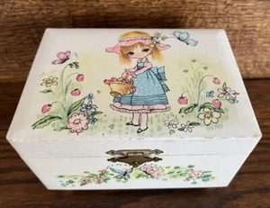 Vintage Hedaya Jewelry Music Box 1968 Darling Big Eyed Girl With Flowers - Works - Picture 1 of 6
