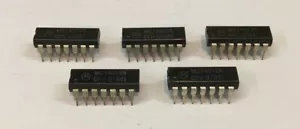 MOTOROLA MC14012 CD4012 DOBLE 4 ENTRADAS NAND GATE IC, DIP-14, CANTIDAD 5, VINTAGE NUEVO - Imagen 1 de 5