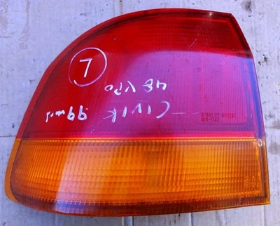 043-1267 y RR1267 HONDA CIVIC EK5 4 PUERTAS MODELO 1996 99 LUZ TRASERA... - Imagen 1 de 4