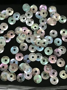 Sequins 4mm Champagne Ivory Cream Clear AB Rainbow Tiny Flat Cup Choose Pack - Foto 1 di 2