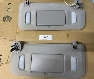 2010-17 GMC TERRENO CONJUNTO DE 2 PARA-SOL RH LH espelhos iluminados com clipes OEM - Imagem 1 de 4