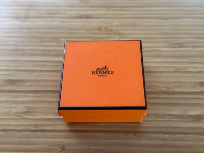 Caja de regalo/anillo Hermes pequeña genuina - 3" x 3" Foto 1 de 4