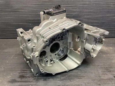 1997 Kawasaki Ninja ZX7R Engine cases, motor block assembly #41024 - Image 1 of 4