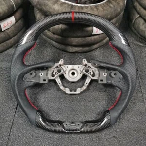 Volante sportivo in pelle traforata fibra di carbonio per Nissan GTR R35 2017+ - Foto 1 di 7