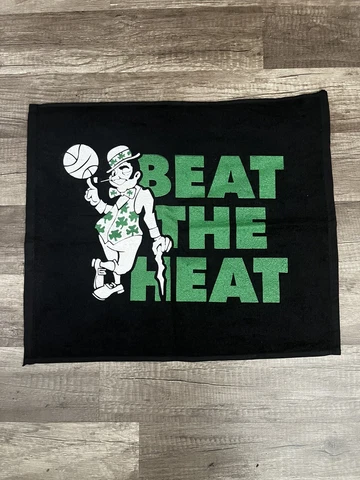BOSTON CELTICS “BEAT THE HEAT” PLAYOFFS RALLY TOWEL Cover
