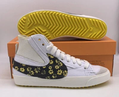Nike Blazer Mid 77 Jumbo Floral DQ7639-100 White Black Floral Size Mens Size - Image 1 of 4
