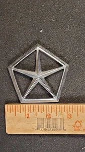 OEM Chrysler Emblem Badge 5 Pin Style - Bild 1 von 2