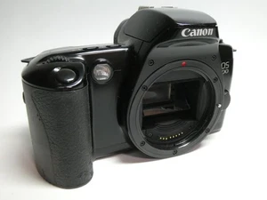 Canon EOS 500 Black Enthusiasts SLR Film Camera Body - Picture 1 of 10
