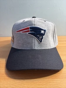 New Englands Patriots NFL Men’s Hat With Pin - Picture 1 of 4