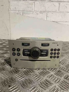 OPEL CORSA D Musik-Player mit GPS 13257028 1.20 Petrol 59kw 2002 32460560 - Bild 1 von 3