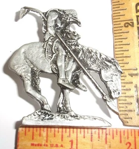 XL "End of the Trail" Pin Vintage Indianer Sammlerstück alt Biker Weste Hut Pinback - Bild 1 von 4