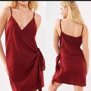 Faithfull the Brand “Kara” Wrap Dress - Picture 1 of 13