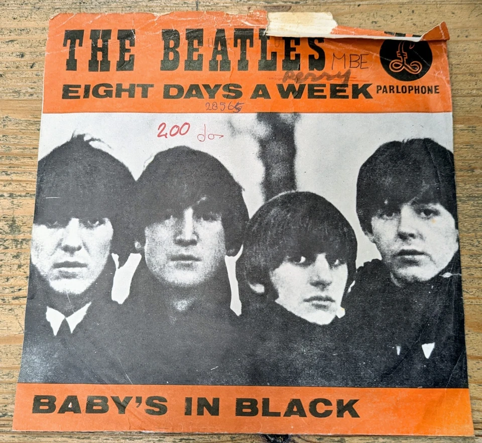 HHR 135 7" 45RPM '64 THE BEATLES "EIGHT DAYS A WEEK" HOLLAND EX- - Image 1 of 4
