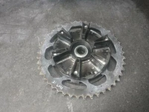 15 piñón y buje Yamaha FZ-09 FZ09 89A - Imagen 1 de 2
