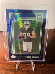 2024 Panini Donruss Optic - Rated Rookie Brock Bowers #215 Blue Hyper Prizm (RC) - Bild 1 von 2