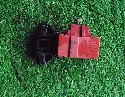 Cerradura de puerta CREDA W200FW para lavadora Foto 1 de 2