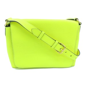 yellow burberry bolsa