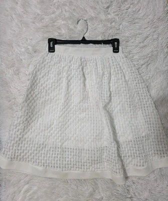 Papaya Skirt Women’s White Crocheted Floral Knee Length Size Small - Image 1 of 4
