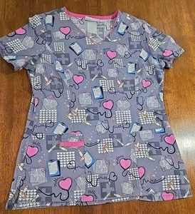 Scrubstar Women's V-Neck Short Sleeve Mend My Heart Scrub Top Sz XS - Picture 1 of 4