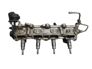 Distribuidor de combustible inyector VOLKSWAGEN GOLF V 1.6 FSI 03C133036D 6K00266 - Imagen 1 de 5