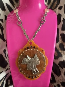 Tarina Tarantino Western Dusty Rosalin Horse Saddle Stirrups Wood Heart Necklace - Picture 1 of 10
