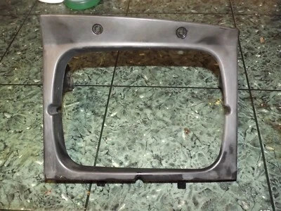 86-89 OEM Acura Integra DA1 DA4 front driver head light headlight shroud FL L - Image 1 of 4