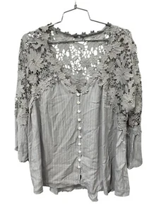 Floral Blooming Floral Crochet Lace Button Front Top Size XL Striped Gray NEW - Picture 1 of 7