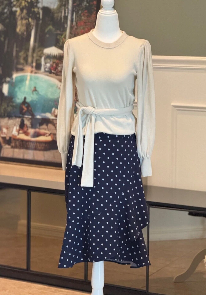 Falda midi Banana Republic azul marino con detalle envolvente de volantes lunares, talla 4 Foto 1 de 4