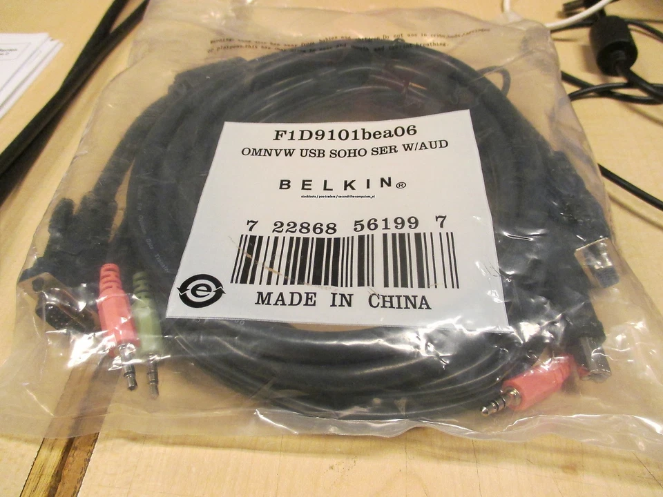 Belkin F1D9101BEA06 Omniview OMNVW USB SOHO SER USB W/ AUDIO KVM Cable 1.8M NEW - Bild 1 von 1