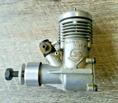 Motor de radiocontrol Super Tigre 35 usado  Foto 1 de 4